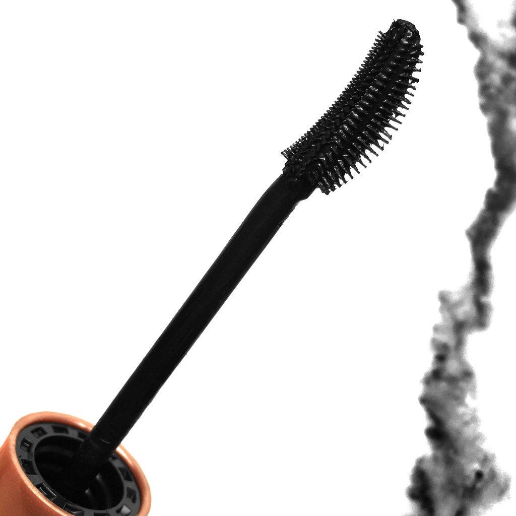 Dieses Bild hat ein leeres alt-Attribut; sein Dateiname ist brush_lashsensational.jpg.